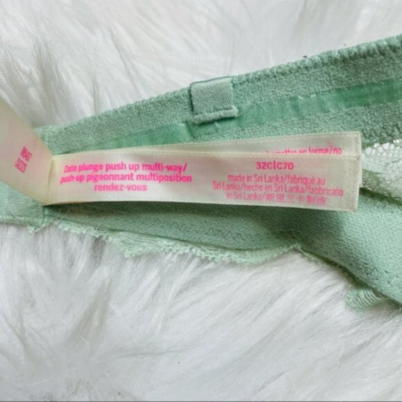 Victoria's Secret PINK | Mint Date Plunge Push-Up Multi-way Bra | Size 32C - Picture 10 of 11